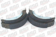 Комлект тормозных накладок BSG BSG 70-205-005