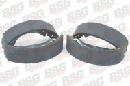 Комлект тормозных накладок BSG BSG 65-205-004