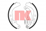 Комлект тормозных накладок NK 2736327