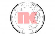 Комлект тормозных накладок NK 2736785