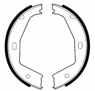 Комлект тормозных накладок Brake ENGINEERING SH2413
