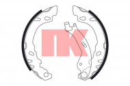 Комлект тормозных накладок NK 2723727