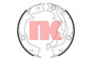 Комлект тормозных накладок NK 2734784