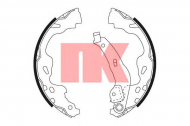 Комлект тормозных накладок NK 2745705
