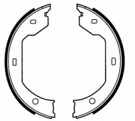 Комлект тормозных накладок Brake ENGINEERING SH2593