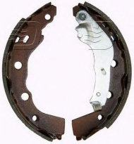Комлект тормозных накладок DENCKERMANN B120072