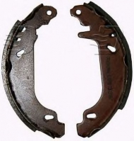 Комлект тормозных накладок DENCKERMANN B120090