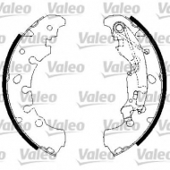 Комлект тормозных накладок VALEO 554815