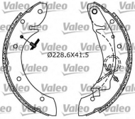 Комлект тормозных накладок VALEO 553785