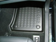 Резиновый коврик CARBOX 41-1086