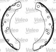 Комлект тормозных накладок VALEO 553800