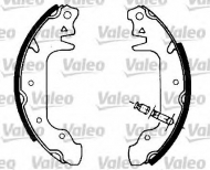 Комлект тормозных накладок VALEO 562089
