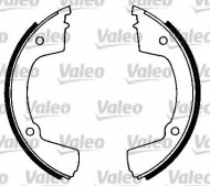 Комлект тормозных накладок VALEO 562433