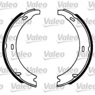 Комлект тормозных накладок VALEO 562767