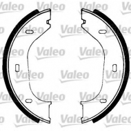 Комлект тормозных накладок VALEO 562766