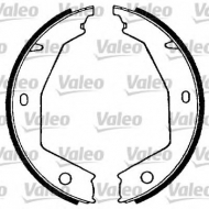 Комлект тормозных накладок VALEO 562739