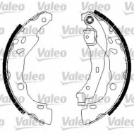 Комлект тормозных накладок VALEO 554758