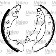 Комлект тормозных накладок VALEO 553739