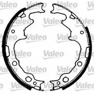 Комлект тормозных накладок VALEO 562768
