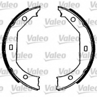 Комлект тормозных накладок VALEO 562732