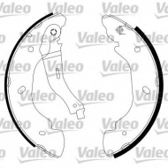 Комлект тормозных накладок VALEO 553902