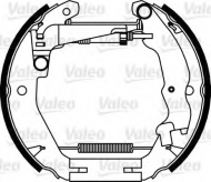 Комлект тормозных накладок VALEO 554899