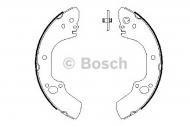 Комлект тормозных накладок BOSCH 0 986 487 662