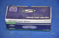 Комплект тормозных колодок PARTS-MALL PKD-005