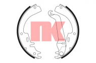 Комлект тормозных накладок NK 2736227