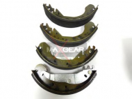Комлект тормозных накладок MAXGEAR 19-0332