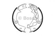 Комлект тормозных накладок BOSCH 0 986 487 761