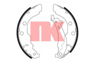 Комлект тормозных накладок NK 2737582