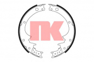 Комлект тормозных накладок NK 2722411