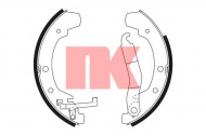Комлект тормозных накладок NK 2747295