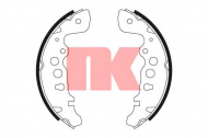 Комлект тормозных накладок NK 2752608