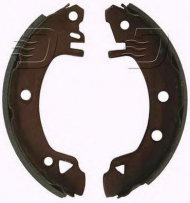 Комлект тормозных накладок DENCKERMANN B120067