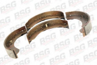 Комлект тормозных накладок BSG BSG 30-205-002