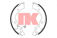 Комлект тормозных накладок NK 2726508