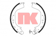 Комлект тормозных накладок NK 2745425