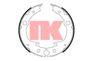 Комлект тормозных накладок NK 2745715
