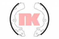 Комлект тормозных накладок NK 2751524