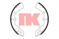 Комлект тормозных накладок NK 2732248