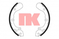 Комлект тормозных накладок NK 2732406
