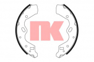 Комлект тормозных накладок NK 2732615