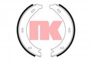 Комлект тормозных накладок NK 2733659