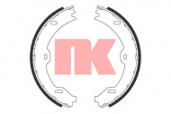 Комлект тормозных накладок NK 2733732