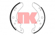Комлект тормозных накладок NK 2725354