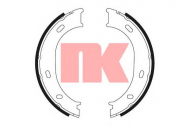 Комлект тормозных накладок NK 2733663
