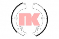 Комлект тормозных накладок NK 2737296