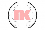 Комлект тормозных накладок NK 2747249